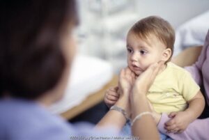 Mengenal Gejala Meningitis pada Bayi