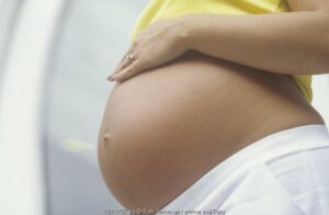 Seperti Hamil, Ternyata Perempuan Ini “Mengandung” Tumor