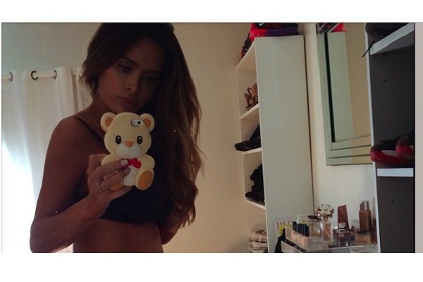 Tetap Six-Pack Meski Baru Melahirkan