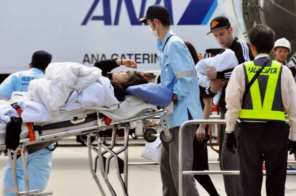 Bersalin di Atas Samudera Pasifik