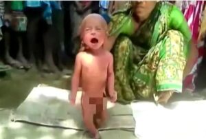 Bayi 2 Hari Dipaksa Berjalan di India
