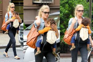 Supermodel Doutzen Kroes Dukung Gerakan Menyusui di Ruang Publik