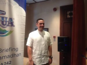 Ferdy Hasan Selalu Ingatkan Anak-anak Minum Air Putih