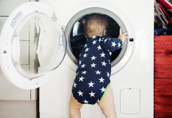 Jauhkan Objek Ini Dari Si Kecil! (1)