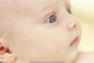 Perawatan Mata Merah pada Balita