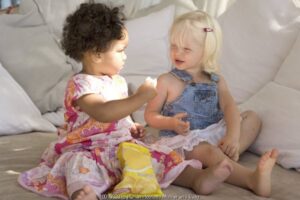 Apakah Balita Saya Telat Bicara?