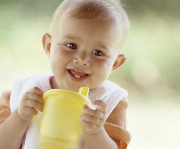 Jus Buah Sebabkan Diare pada Bayi?