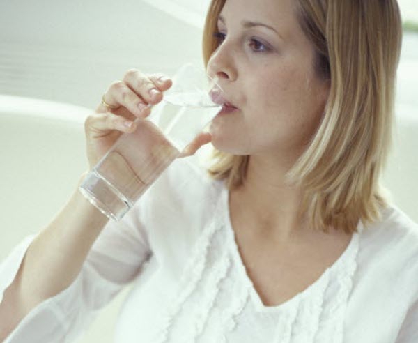 Jangan Makan dan Minum Berlebihan Saat Buka Puasa