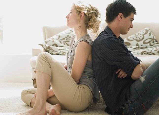 Tips Kurangi Konflik dengan Pasangan