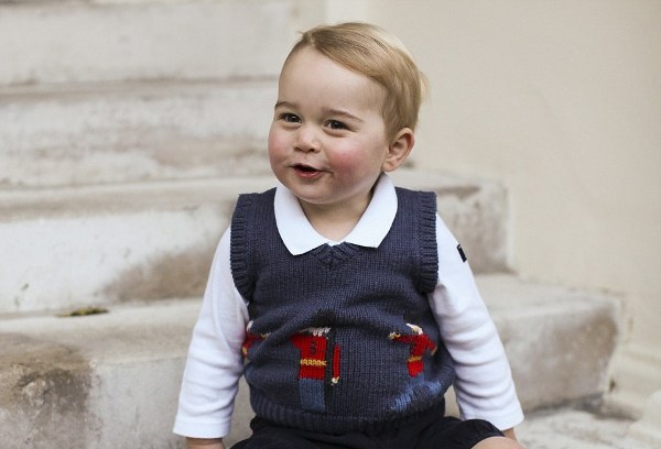 Prince Charles Hadiahkan Playground Untuk Prince George!