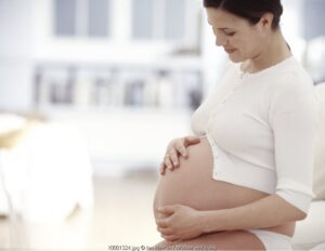 5 Tanda Kehamilan Kembar