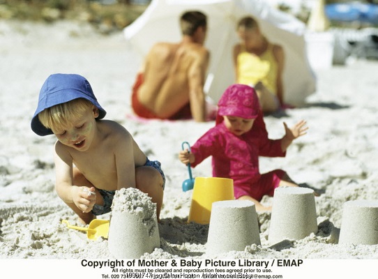 Mari Berlibur ke Pantai!