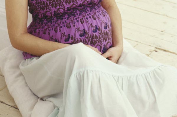 Perlukah Mencukur Rambut Kemaluan Sebelum Melahirkan?