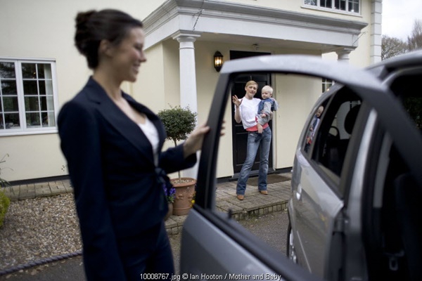 Pilah-pilih Pengasuh Anak (1)