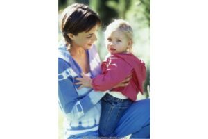 Perhatikan Usia Anak Sebelum Mengadopsi