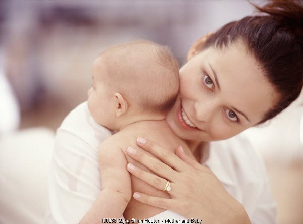 Gravitasi Ampuh Kurangi Gumoh Bayi