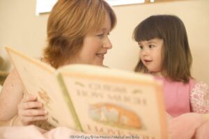 Stimulasi Anak Melalui Dongeng