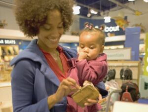 Belanja Nyaman Bersama Si Kecil? Bisa Kok!