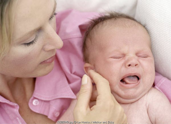 Bayi Diare? Segera Bawa ke Dokter!