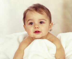 Beragam Penyebab Gumoh pada Bayi