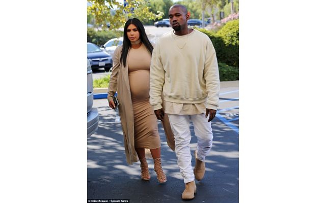 Kim Kardashian Tampil Stylish di Ulang Tahun ke-35