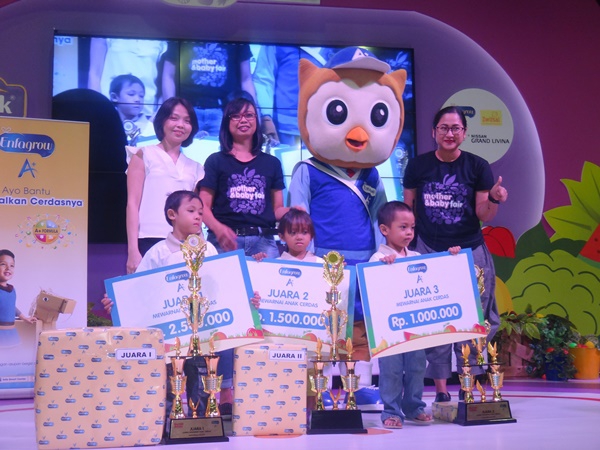 Manfaat Mewarnai Bagi Balita