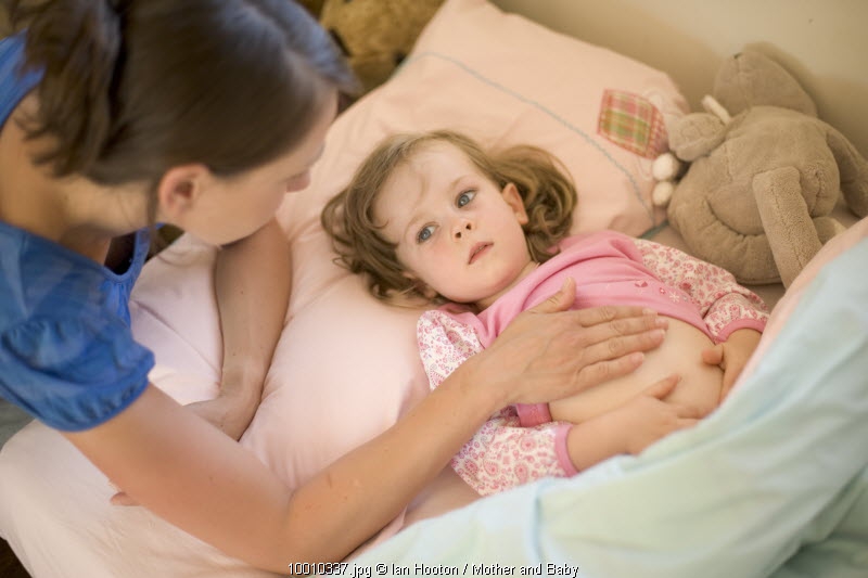 Saat Si Kecil Terkena Tifus