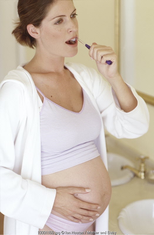 Gusi Bengkak saat Hamil