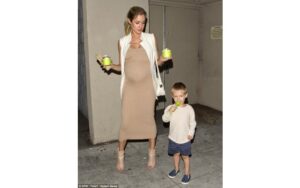 Tampil Menawan saat Hamil ala Kristin Cavallari