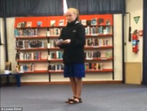 Anak Tanpa Anus Berpidato Melawan Bully