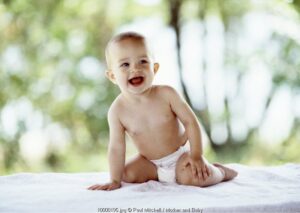 Trik Mengabadikan Pose Terbaik Bayi