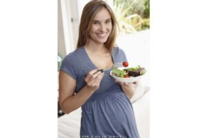 Nutrisi Kehamilan Tepat Cegah Bayi Sakit-sakitan