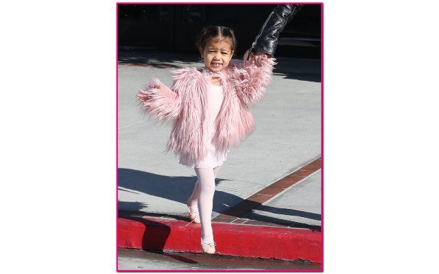 Gaya North West saat Pergi Balet