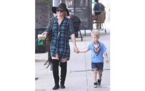 Gaya ala Hilary Duff