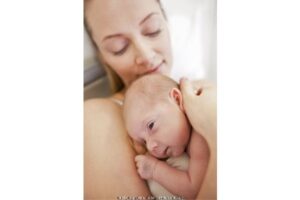 Sentuhan dari Ibu Bisa Menyelamatkan Bayi Baru Lahir