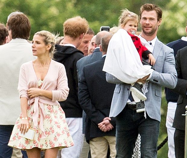 Momen Bahagia Chris &#8220;Thor&#8221; Hemsworth!