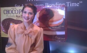 Maudy Koesnaedi Memiliki Trik Khusus agar Anak Mau Bercerita