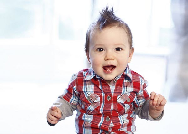 Bayi Gemar Menarik Rambut? Waspada Trichotillomania!