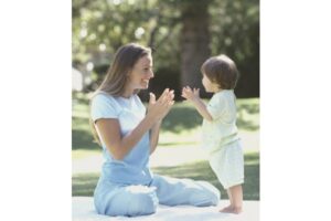 Hati-Hati Bersikap, Anak Gemar Meniru Perilaku Orangtua!