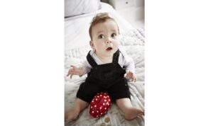 Ini 6 Penyebab Rontoknya Rambut Bayi Anda!