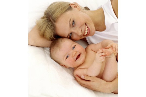 Benarkah Ibu Rumah Tangga Lebih Bahagia?