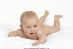 Tahap Perkembangan Otak Si Kecil