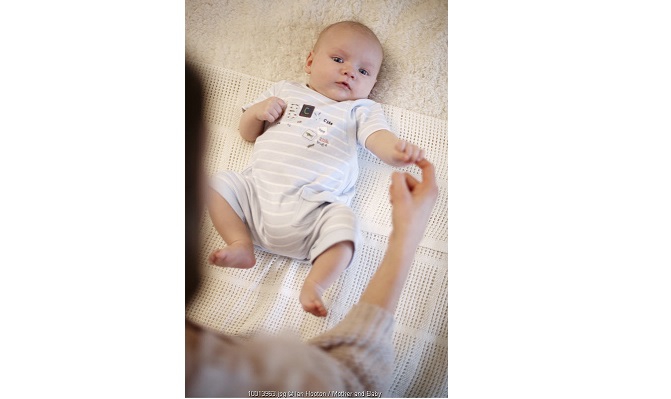 6 Trik Jitu untuk Menggunting Kuku Bayi