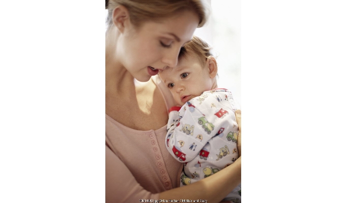 Mengatasi Penat saat Mengasuh Si Kecil