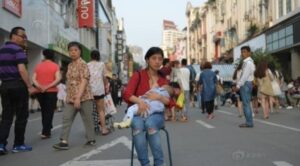 Ibu di Tiongkok Gelar Aksi Menyusui di Tempat Umum