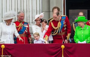 Putri Charlotte Akhirnya Tampil Menyapa Publik Inggris