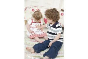 4 Alasan Balita Suka Memukul dan Cara Mengatasinya