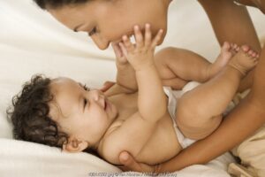 13 Cara Mudah Tingkatkan Bonding dengan Si Kecil