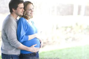 4 Manfaat Berpelukan