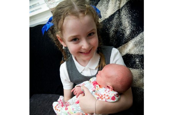 Bayi Usia 5 Hari Dipukul Pria Tak Dikenal